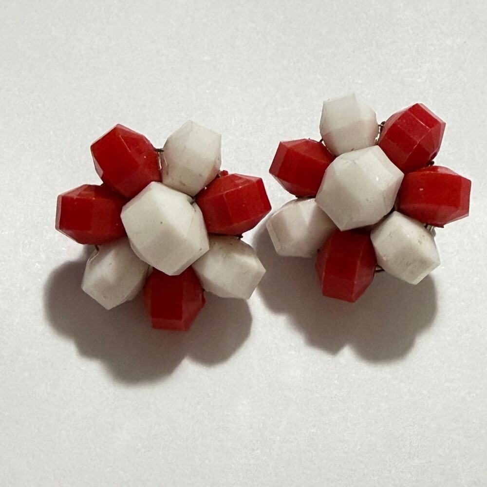 Vintage Hong Kong Red White Beaded Cluster Clip-On Earrings